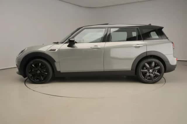 MINI Clubman (2022) thumbnail 2