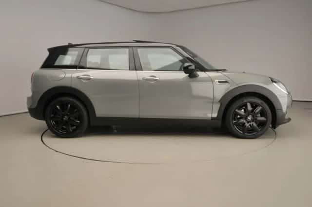 MINI Clubman (2022) thumbnail 4