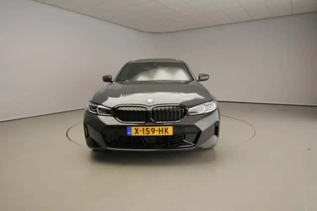 BMW 3-Serie (2023) thumbnail 5