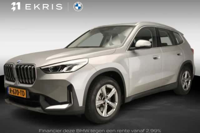 BMW iX1 (2022) thumbnail 1