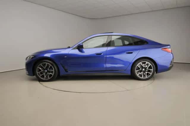 BMW 4-Serie (2025) thumbnail 2