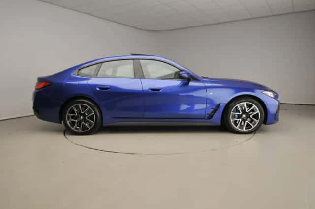 BMW 4-Serie (2025) thumbnail 4