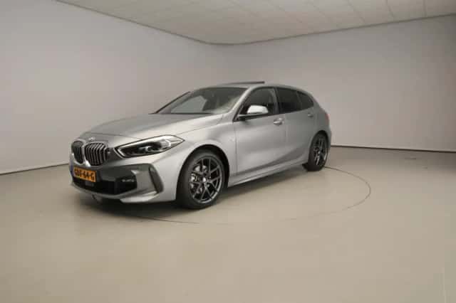 BMW 1-Serie (2024) thumbnail 1