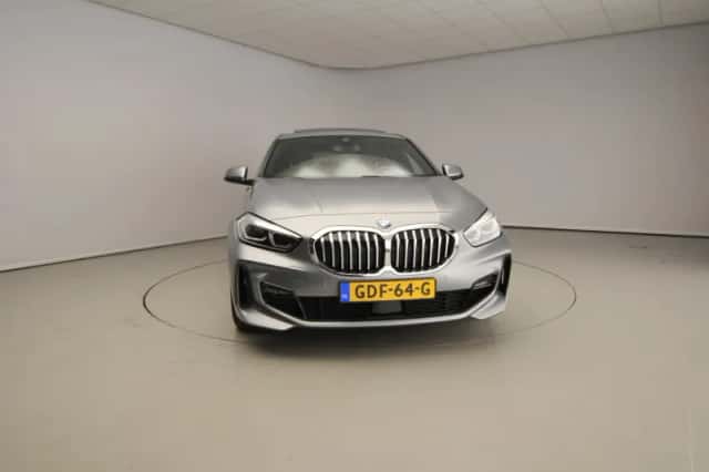 BMW 1-Serie (2024) thumbnail 5