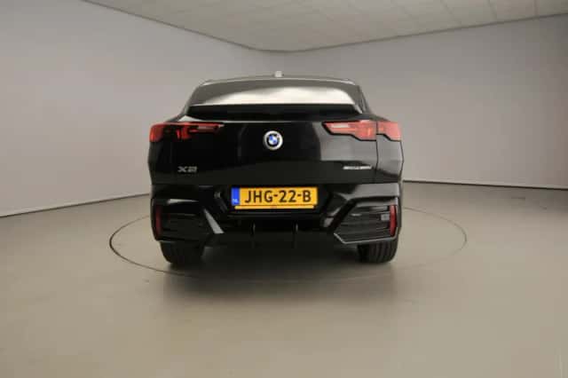 BMW X2 (2025) thumbnail 3