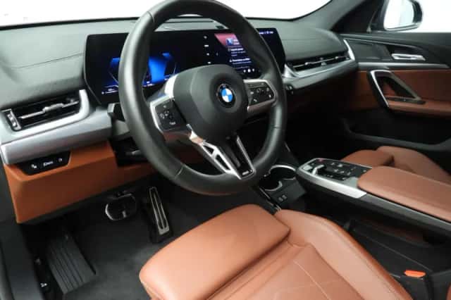 BMW X2 (2025) thumbnail 6