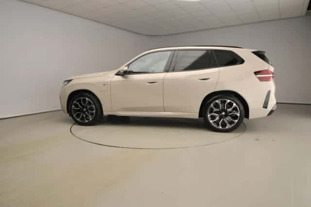 BMW X3 (2025) thumbnail 4