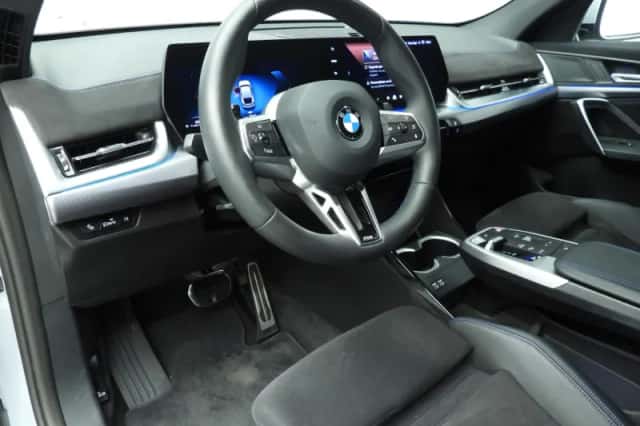 BMW X2 (2024) thumbnail 6