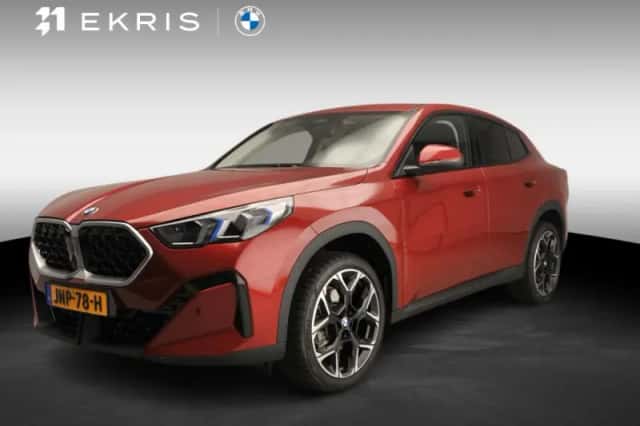 BMW X2 (2025) thumbnail 1