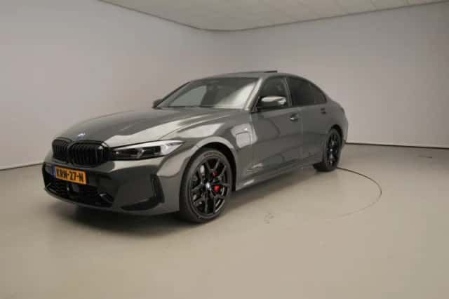 BMW 3-Serie (2026) thumbnail 1
