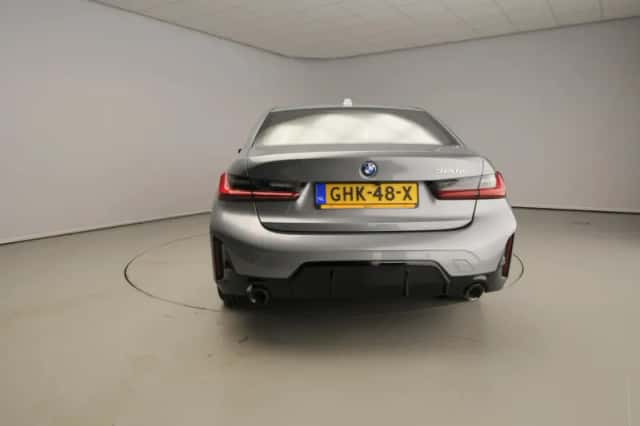BMW 3-Serie (2024) thumbnail 3