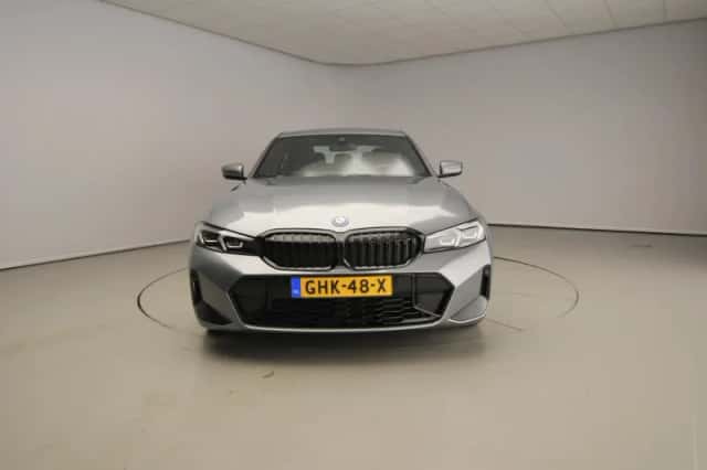 BMW 3-Serie (2024) thumbnail 5
