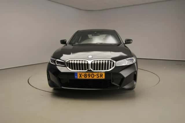 BMW 3-Serie (2024) thumbnail 5