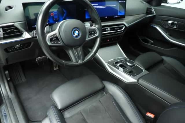 BMW 3-Serie (2024) thumbnail 6