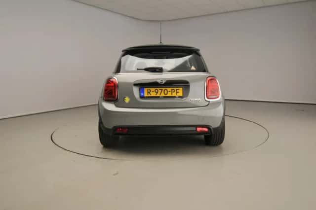 MINI Mini Electric (2022) thumbnail 5
