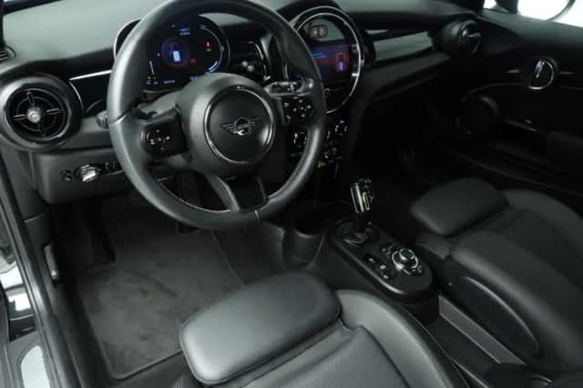 MINI Mini Electric (2022) thumbnail 6