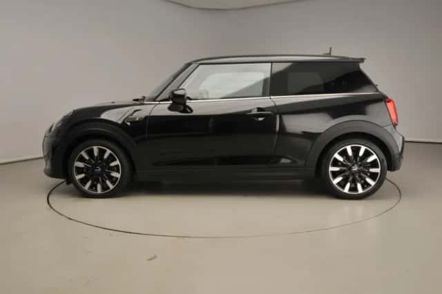 MINI Mini Electric (2022) thumbnail 2