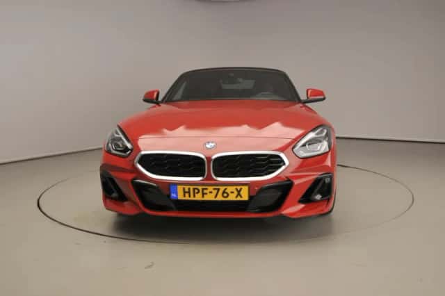 BMW Z4 (2024) thumbnail 3