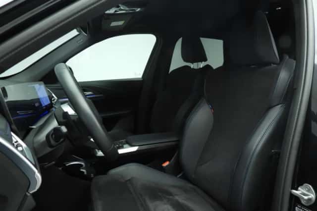 BMW X1 (2025) thumbnail 5
