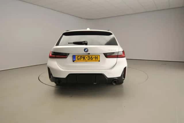 BMW 3-Serie (2024) thumbnail 3
