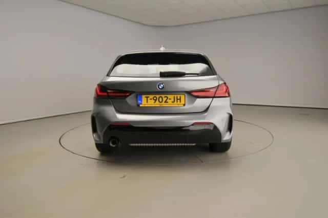 BMW 1-Serie (2023) thumbnail 3