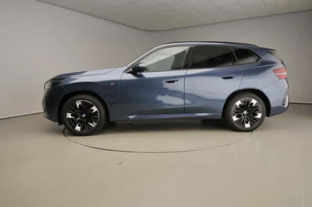 BMW X3 (2026) thumbnail 2