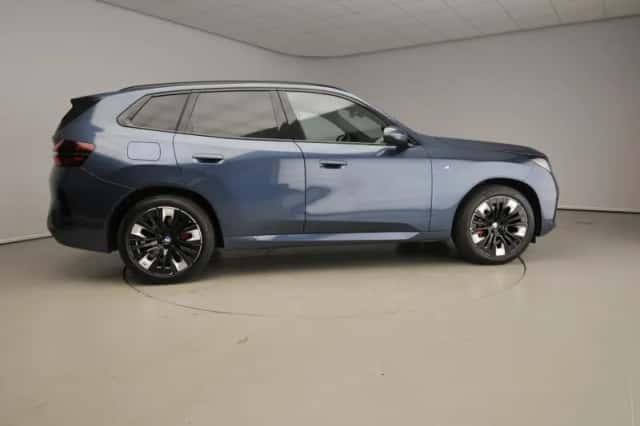 BMW X3 (2026) thumbnail 4