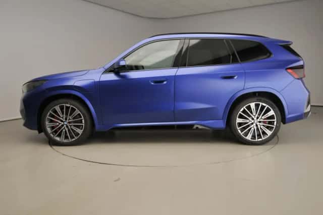 BMW X1 (2026) thumbnail 2