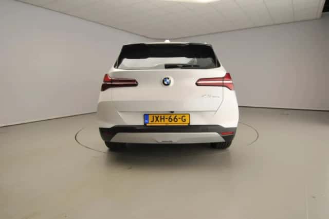 BMW X3 (2026) thumbnail 3