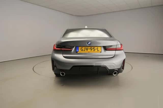 BMW 3-Serie (2024) thumbnail 3