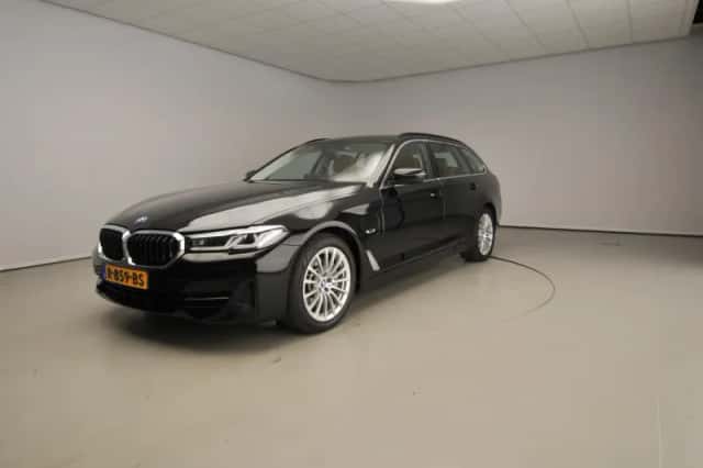 BMW 5-Serie (2022) thumbnail 1