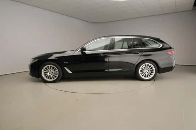BMW 5-Serie (2022) thumbnail 2