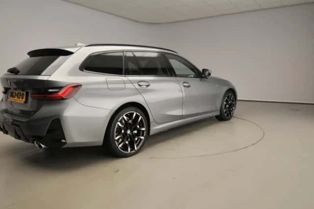 BMW 3-Serie (2025) thumbnail 2