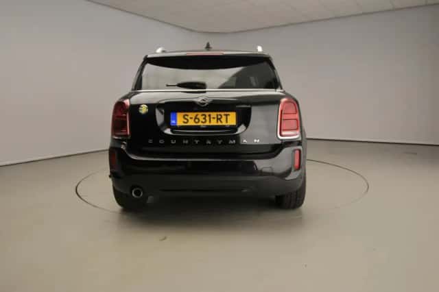 MINI Countryman (2023) thumbnail 2