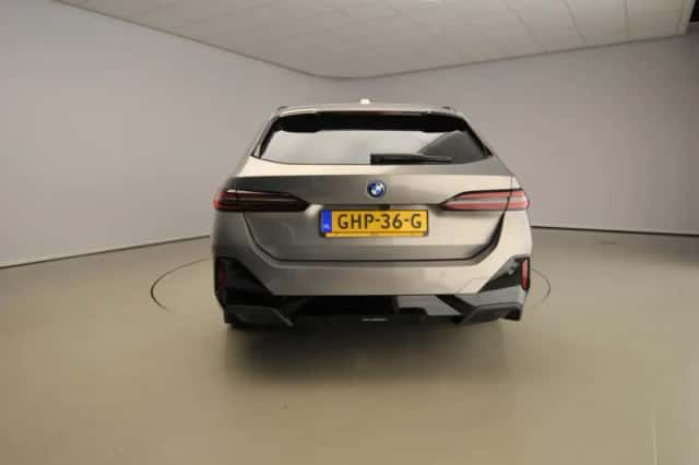 BMW 5-Serie (2024) thumbnail 3