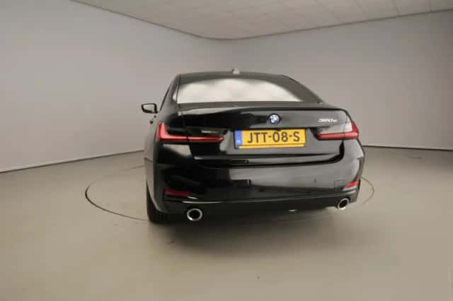 BMW 3-Serie (2024) thumbnail 3