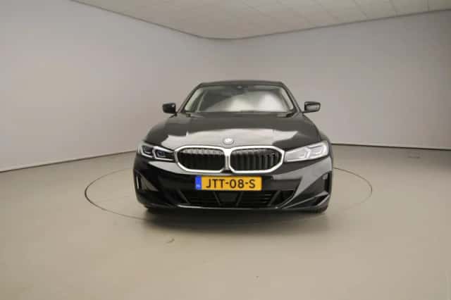BMW 3-Serie (2024) thumbnail 5