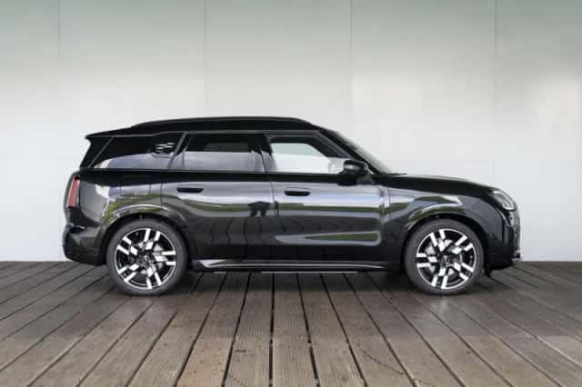 MINI Countryman (2026) thumbnail 4