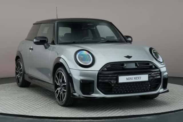 MINI Cooper S (2025) thumbnail 5