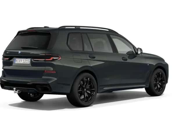 BMW X7 (2026) thumbnail 2