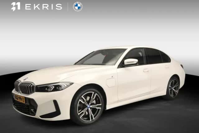 BMW 3-Serie (2024) thumbnail 1