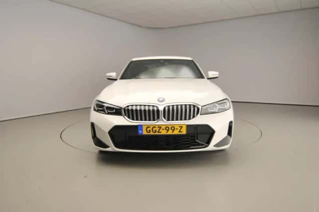 BMW 3-Serie (2024) thumbnail 5