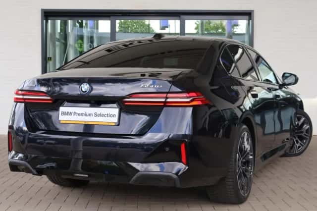 BMW 5-Serie (2024) thumbnail 2
