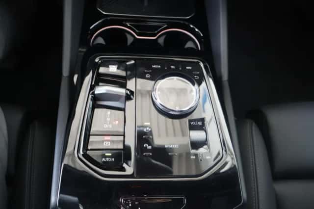 BMW 5-Serie (2024) thumbnail 26