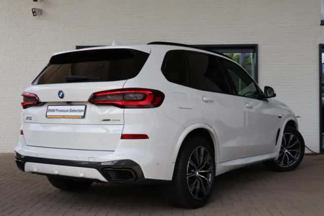 BMW X5 (2022) thumbnail 2