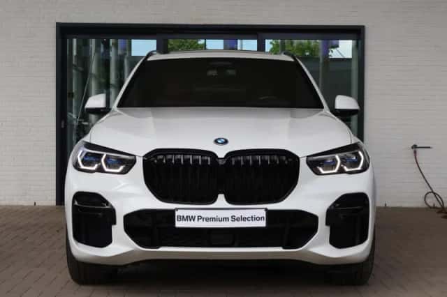 BMW X5 (2022) thumbnail 3