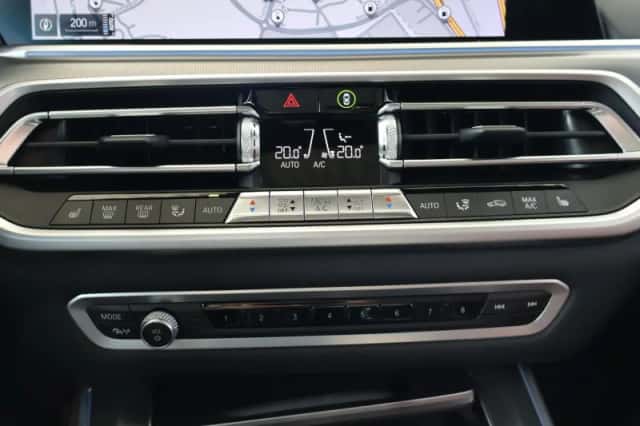 BMW X5 (2022) thumbnail 24