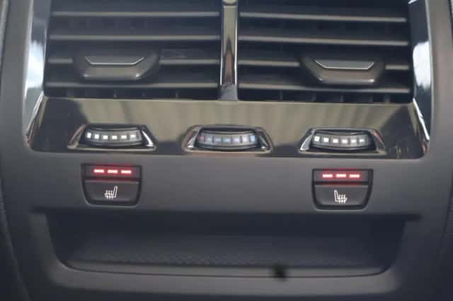 BMW X5 (2022) thumbnail 10