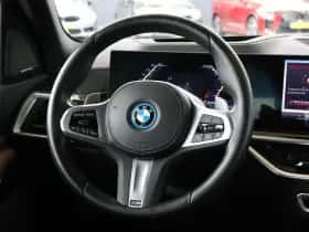BMW X5 (2024) thumbnail 13