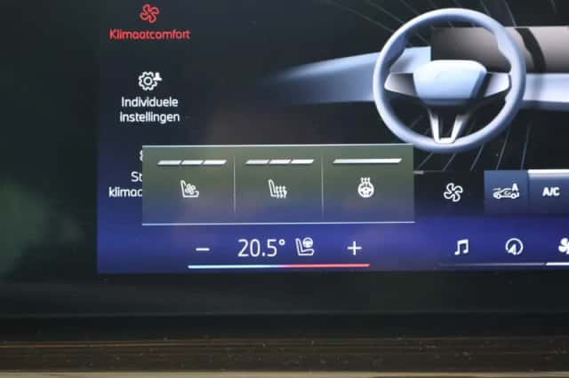 BMW X5 (2024) thumbnail 21